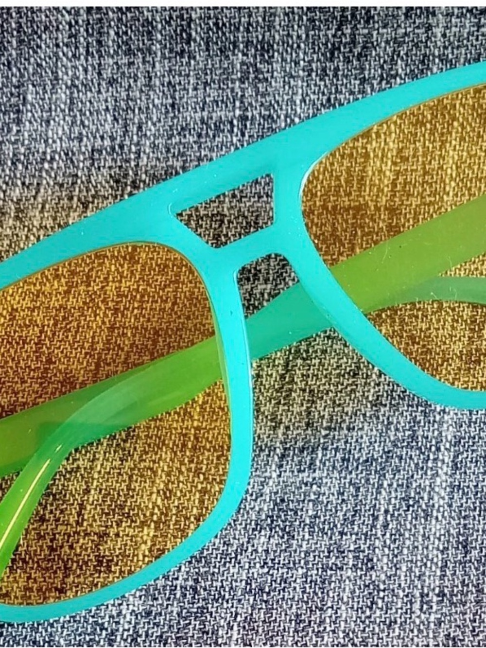 Malibu Rum Promo Logo Advertising Sunglasses Green & Yellow Lenses Retro Style